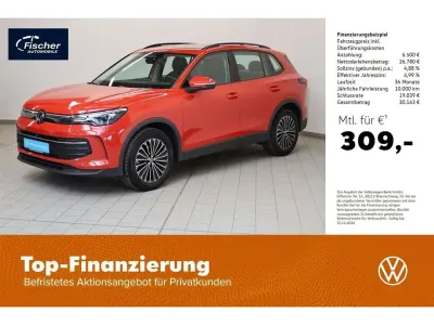 Gebraucht VW Tiguan Life 150 PS (110 kW) 2024 Rot SUV
