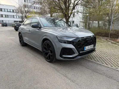 Usata Audi RS Q8 Sport 600 CV (441 kW) 2022 Grigio SUV