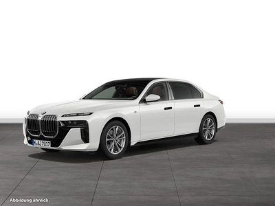 Gebraucht BMW 740 M Sport 299 PS (219 kW) 2025 Weiß Limousine