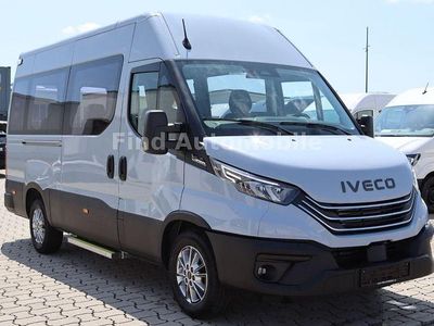 Neu Iveco Daily 175 PS (128 kW) 2025 Grau Van / Kleinbus