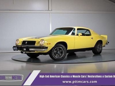 Second-hand Chevrolet Camaro 245 CP (180 kW) 1974 Galben
