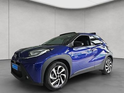 Neu Toyota Aygo X Play 72 PS (52 kW) 2025 Blau SUV