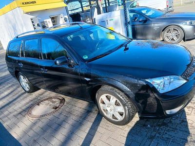 Gebraucht Ford Mondeo 122 PS (89 kW) 2007 Schwarz Kombi