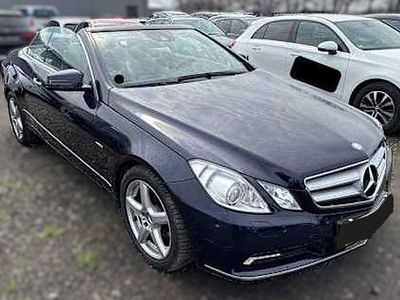 Gebraucht Mercedes E220 Elegance 170 PS (125 kW) 2010 Tansanitblau  metalliclack Cabrio