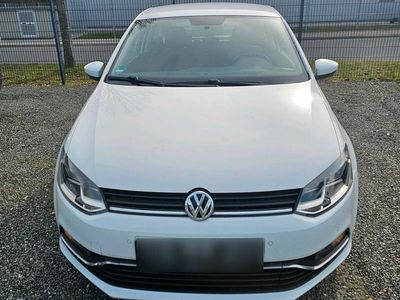 Gebraucht VW Polo Comfortline 60 PS (44 kW) 2017 Weiß Kleinwagen