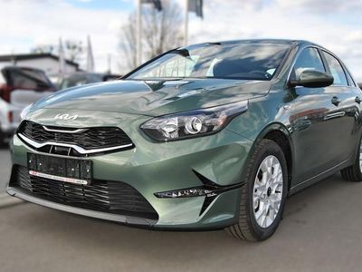 Usata Kia Ceed Vision 101 CV (74 kW) 2025 Verde Utilitaria