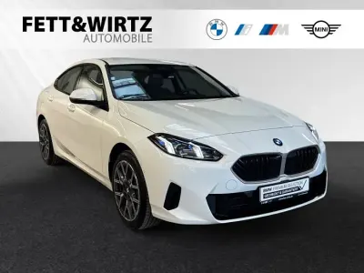 Gebraucht BMW 220 Efficient Dynamics 170 PS (125 kW) 2025 Alpinweiss Limousine