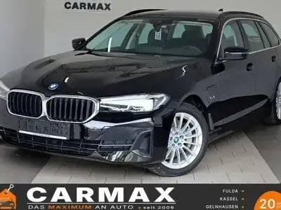 Gebraucht BMW 530e Sport Line 292 PS (214 kW) 2022 Schwarz ii Kombi
