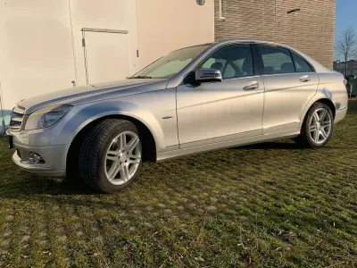 Gebraucht Mercedes C350 Avantgarde 272 PS (200 kW) 2009 Silber Limousine
