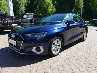 Gebraucht Audi A3 Advanced 150 PS (110 kW) 2022 Blau Limousine