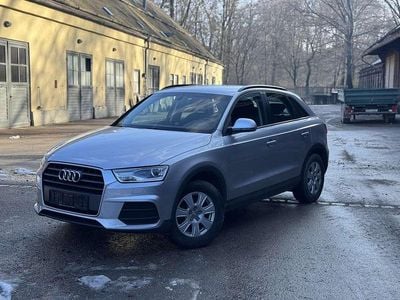 Silber Gebraucht 2018 Audi Q3 SUV | 14.000 € (Fairer Preis)