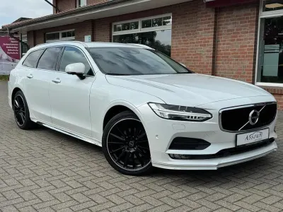 Gebraucht Volvo V90 Momentum 190 PS (139 kW) 2017 Weiß Kombi