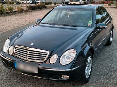 Mercedes E200