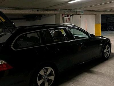 Second-hand BMW 525 193 CP (141 kW) 2007 Negru Break