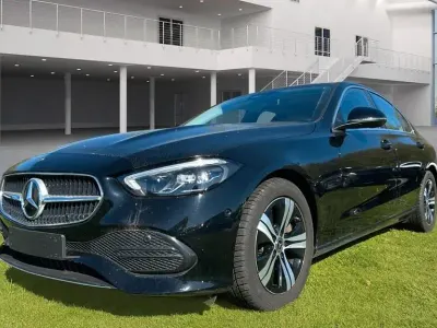 Gebraucht Mercedes C200 Advanced 204 PS (150 kW) 2024 Schwarz Limousine