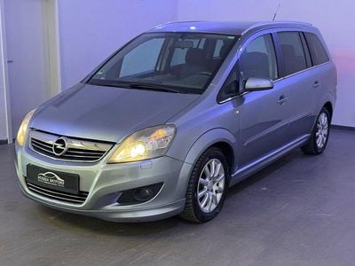 Gebraucht Opel Zafira Sport 125 PS (91 kW) 2008 Silber Van / Kleinbus