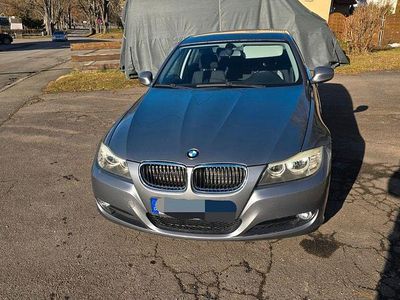 Gebraucht BMW 318 143 PS (105 kW) 2008 Grau Limousine