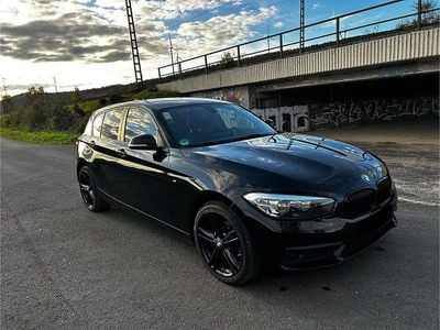 Schwarz Gebraucht 2018 BMW 118 Shadowline Kleinwagen | 10.900 € (Fairer Preis)