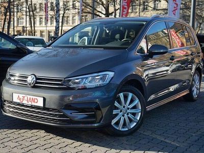 Grau Gebraucht 2019 VW Touran R-line Van / Kleinbus | 25.950 € (Fairer Preis)