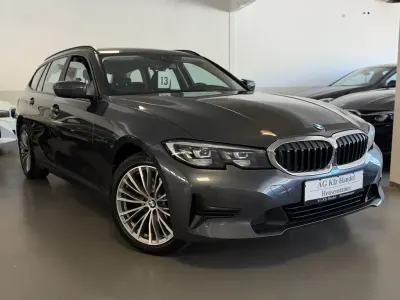 Gebraucht BMW 320 Advantage 190 PS (139 kW) 2022 Mineralgrau Kombi