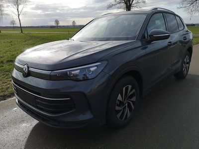 Nowe VW Tiguan Life 360 KM (264 kW) 2025 Szary SUV