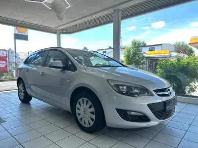 Gebraucht Opel Astra 140 PS (102 kW) 2016 Silber Kombi