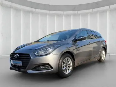 Second-hand Hyundai i40 Trend 116 CP (85 kW) 2016 Gri Break