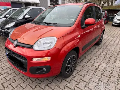 Gebraucht Fiat Panda Lounge 86 PS (63 kW) 2012 Rot Kleinwagen