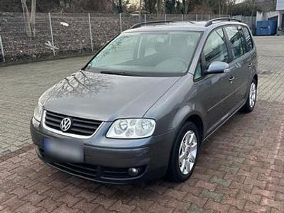 Occasion VW Touran 105 PK (77 kW) 2005 Grijs MPV