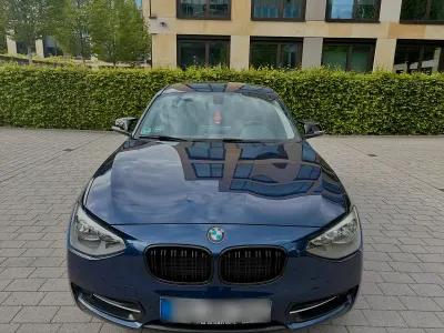 Gebraucht BMW 116 Sport Line 136 PS (100 kW) 2011 Blau Kleinwagen