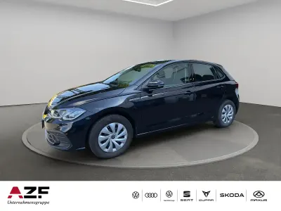Gebraucht VW Polo Life 95 PS (69 kW) 2023 Deep black perleffekt Kleinwagen