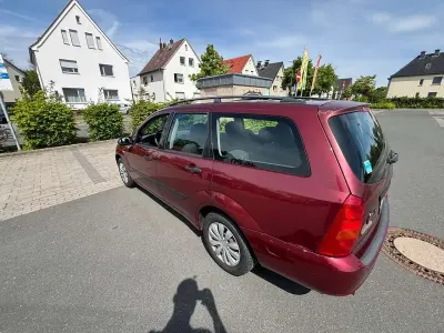 Gebraucht Ford Focus Ambiente 101 PS (74 kW) 2004 Kombi