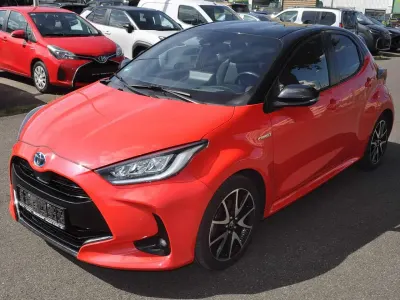 Gebraucht Toyota Yaris Hybrid Edition 92 PS (67 kW) 2021 Coral Kleinwagen