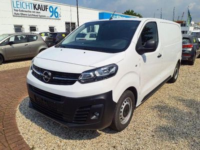 Weiß Gebraucht 2023 Opel Vivaro Van / Kleinbus | 23.690 € (Fairer Preis)