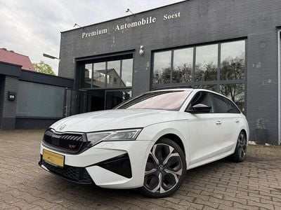 Usata Skoda Octavia RS 265 CV (194 kW) 2025 Bianco Station wagon