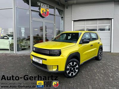 Neu Fiat Grande Panda Business 101 PS (74 kW) 2026 Limone gelb Kleinwagen