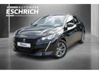 Gebraucht Peugeot e-208 Allure 100 kW (136 PS) 2022 Kleinwagen