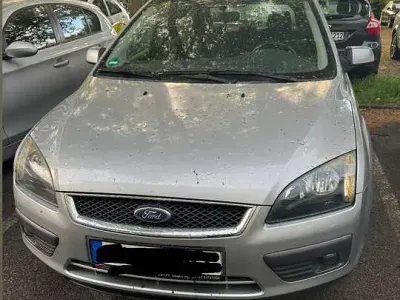 Używany Ford Focus Sport 116 KM (85 kW) 2005 Szary Hatchback
