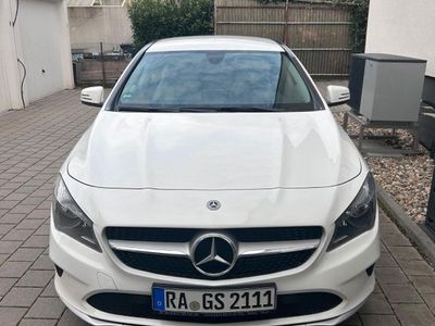 Mercedes CLA220 Shooting Brake