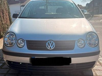 Gebraucht VW Polo 64 PS (47 kW) 2004 Silber Kleinwagen