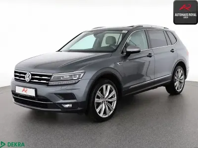 Gebraucht VW Tiguan Allspace Highline 239 PS (175 kW) 2019 Platinum grey SUV