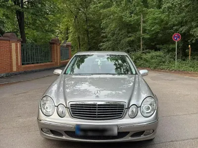 Używany Mercedes E320