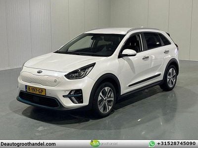 Weiß Gebraucht 2020 Kia e-Niro SUV | 13.189 € (Fairer Preis)