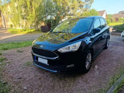 Używany Ford Grand C-Max Trend 95 KM (69 kW) 2019 Czarny Minivan
