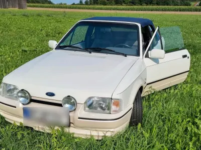 Gebraucht Ford Escort Cabriolet 102 PS (75 kW) 1990 Weiß Cabrio