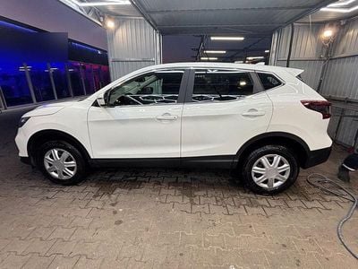 Gebraucht Nissan Qashqai Acenta 140 PS (102 kW) 2020 Weiß SUV