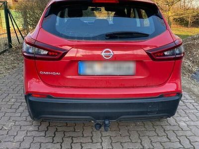 gebraucht Nissan Qashqai 1.3 DIG-T Visia Visia