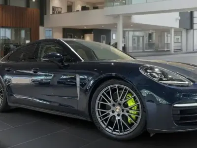 Gebraucht Porsche Panamera 4 Platinum Edition 462 PS (339 kW) 2022 Nachtblau Kombi