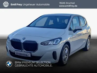 Gebraucht BMW 218 Active Tourer Sport Line 136 PS (100 kW) 2023 Alpinweiß Van / Kleinbus