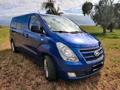 Hyundai H-1
